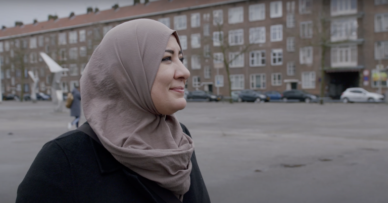 Yamina Ayadi is Sociaal Werker van het Jaar 2023