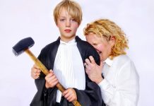 Het stigma op falend ouderschap wordt doorbroken in theaterstuk Ouderpardon. Foto: Theatergezelschap Minoux